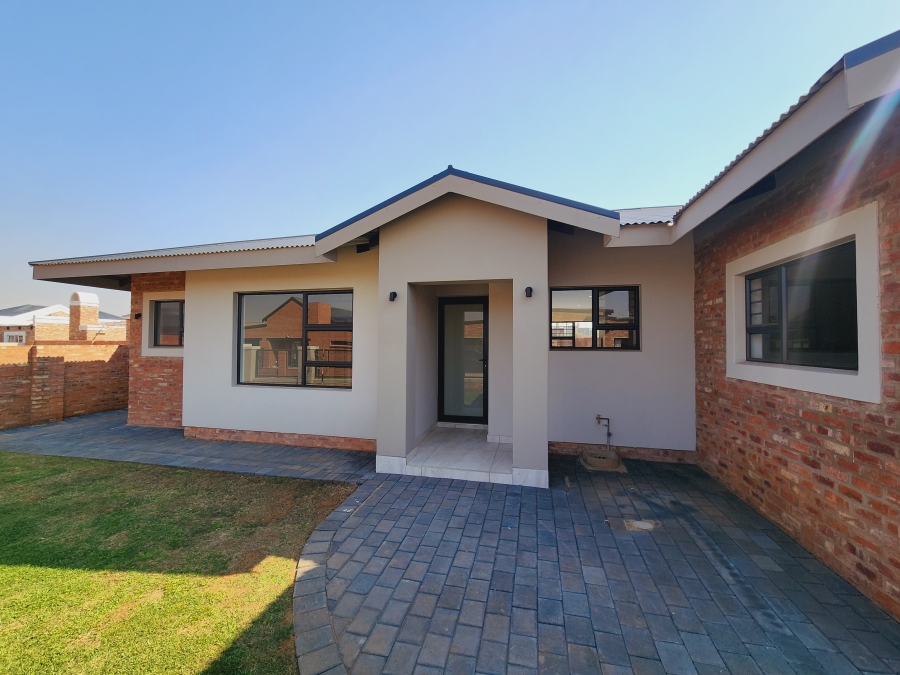 3 Bedroom Property for Sale in Waterberry Estate North West